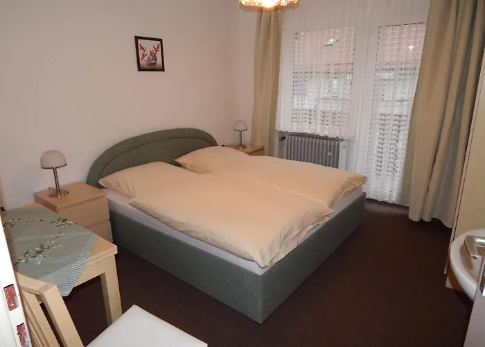 Und Hohe Rhoen Pensión 3*