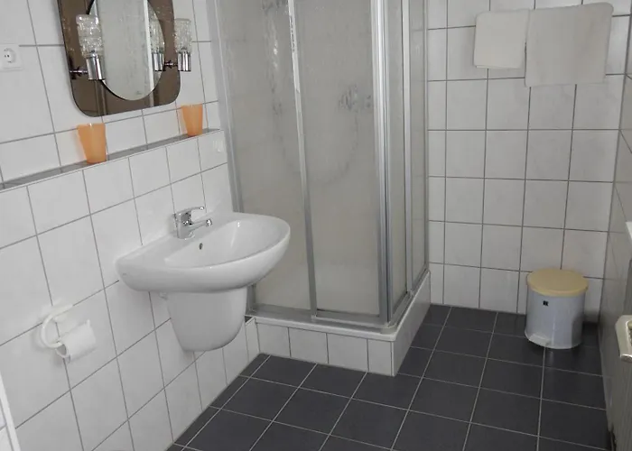 Pensión Und Hohe Rhoen 3*