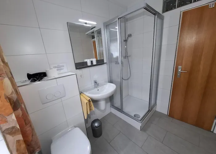 Pensión Und Hohe Rhoen