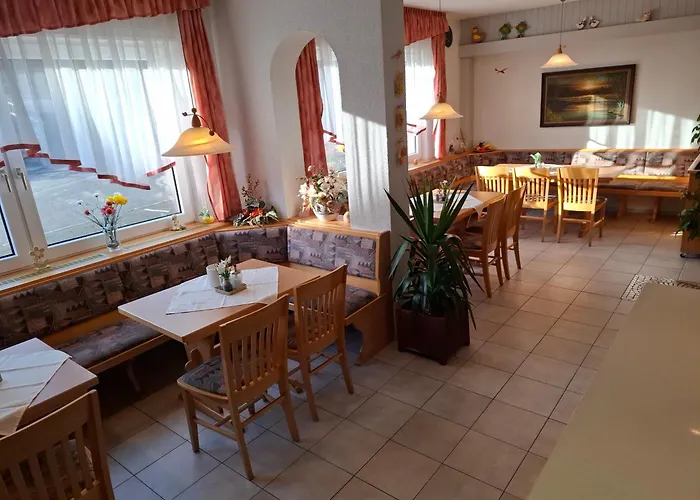 Und Hohe Rhoen Pensión